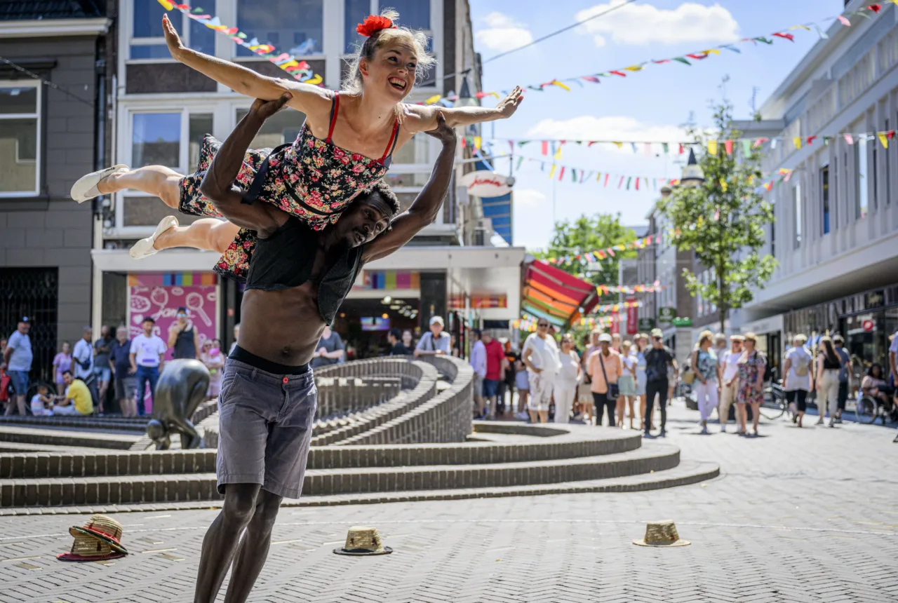 Vier de zomer - Enschede Promotie